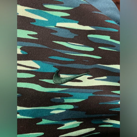 Nike Therma-Fit Pull Over Teal Hoodie - Picture 2 of 6